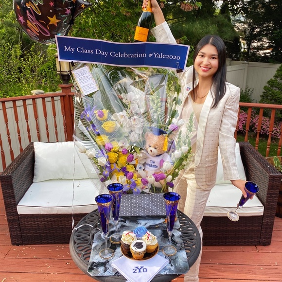 Meet your Posher, Emily - Picture 8 of 8